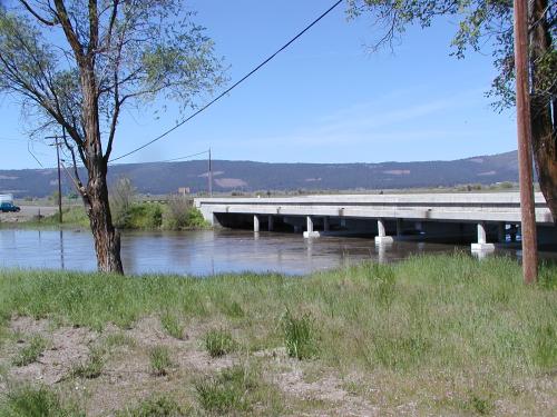 The bridge with lower water on Monday May 23 2005